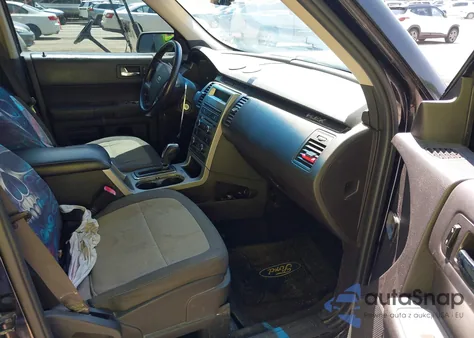 2009 Ford Flex Se z USA, uszkodzony, nr VIN 2FMDK51C69BA86830